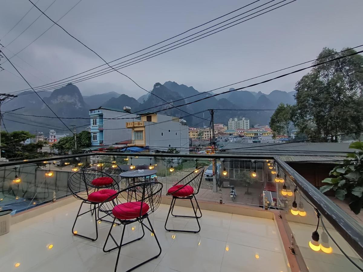 Apartament Nha Nghi Quang Trung Dong Van  Zewnętrze zdjęcie