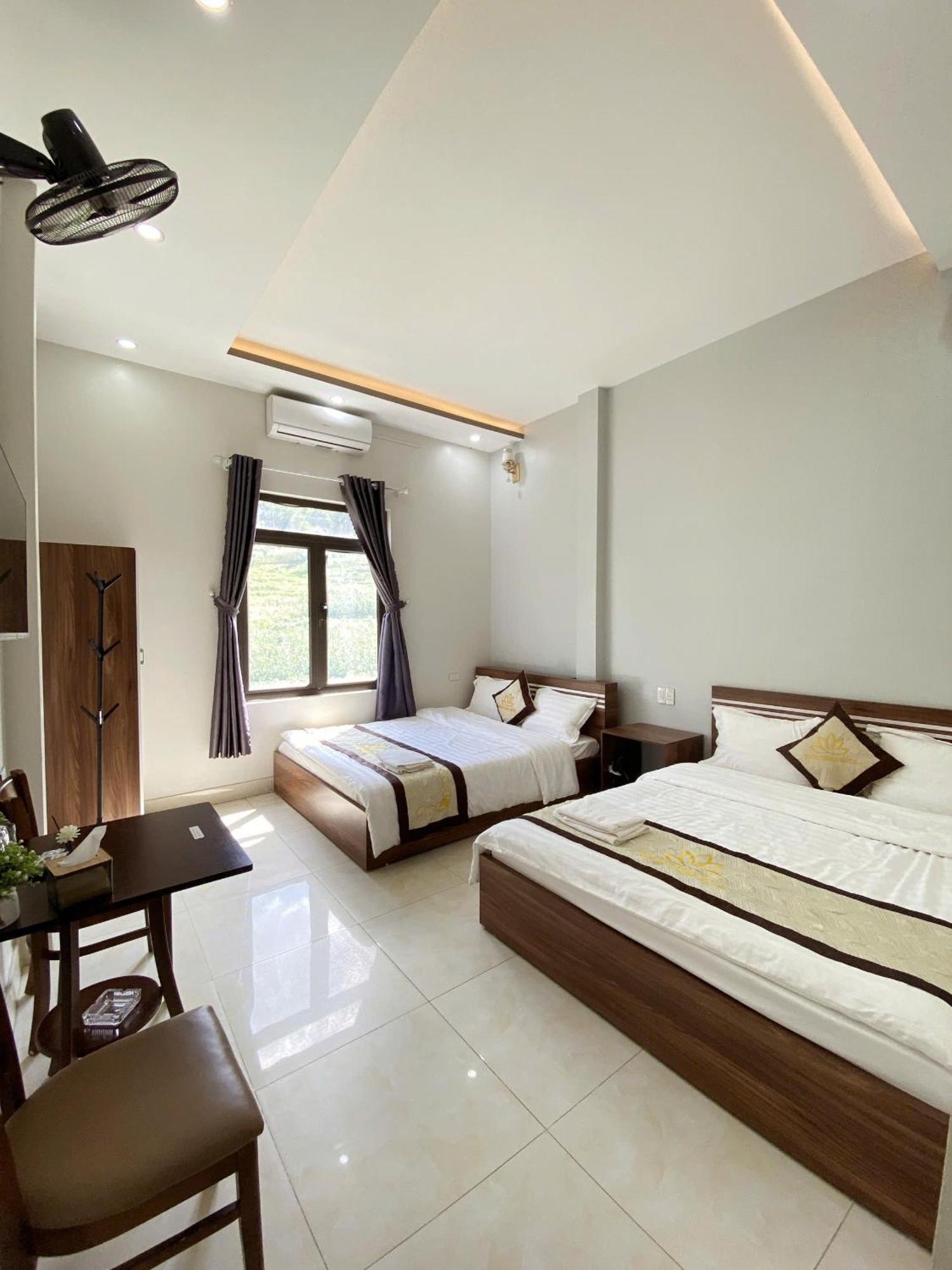 Apartament Nha Nghi Quang Trung Dong Van  Zewnętrze zdjęcie